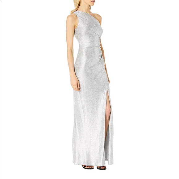 Adriana Papell silver one shoulder gown - Picture 4 of 6